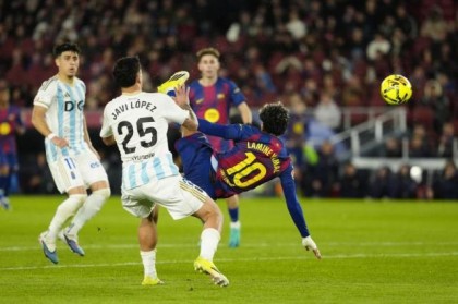 开云App-巴萨分心欧冠，弗利克说亚马尔紧逼比倒勾更精彩